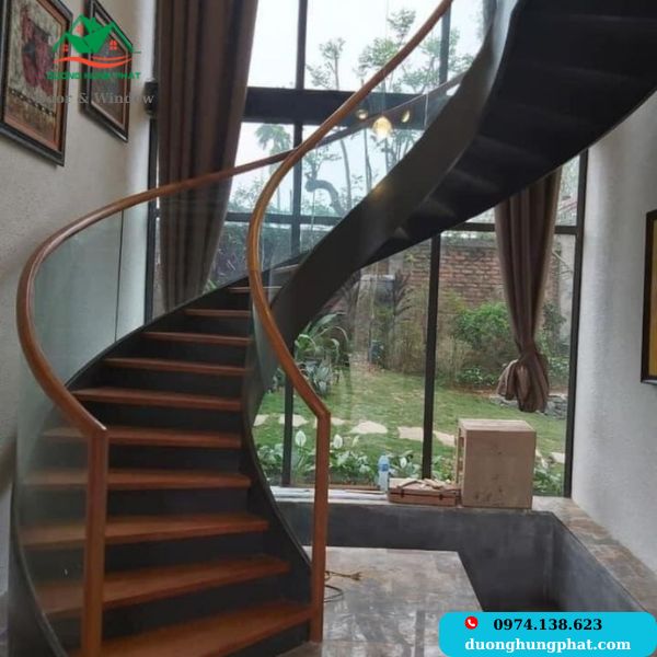 cầu thang lan can kính rẻ đẹp TP.HCM